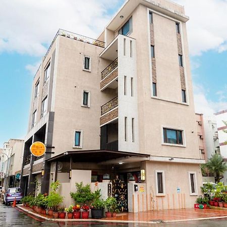 Happiness Is Coming Apartment Kota Hualien Bagian luar foto