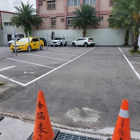 Happiness Is Coming Apartment Kota Hualien Bagian luar foto