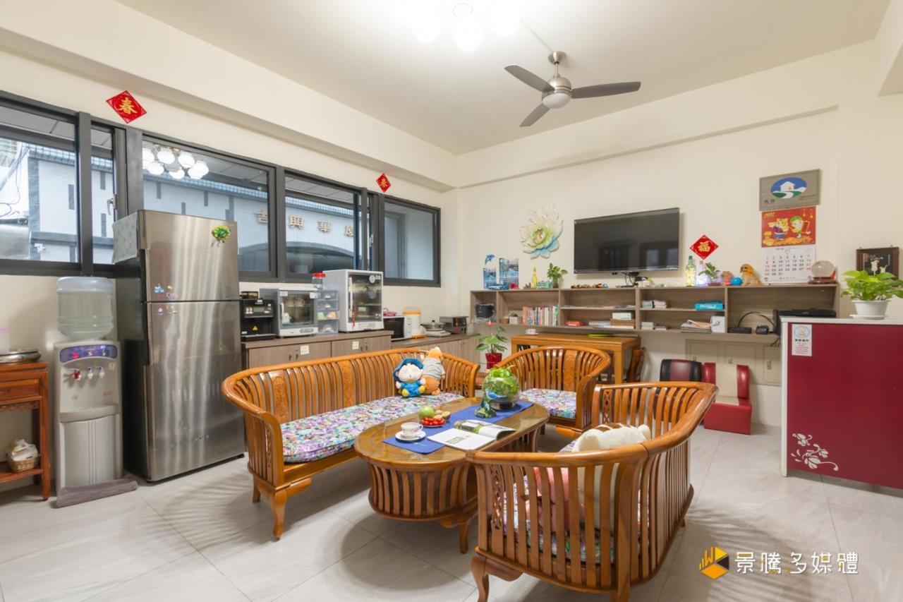 Happiness Is Coming Apartment Kota Hualien Bagian luar foto