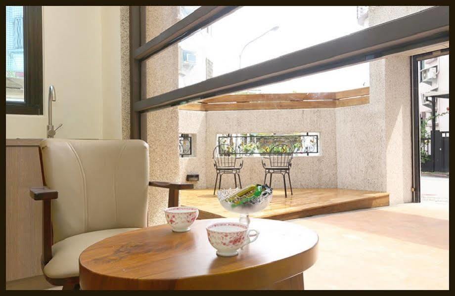 Happiness Is Coming Apartment Kota Hualien Bagian luar foto